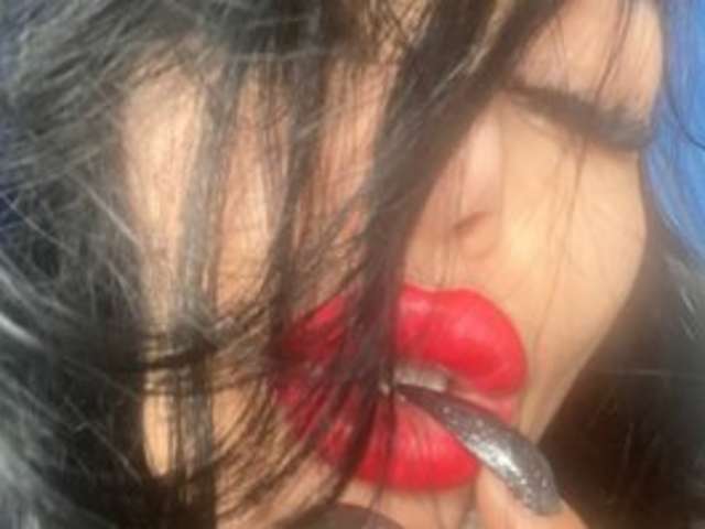 go to chat with -BABAYAGA-