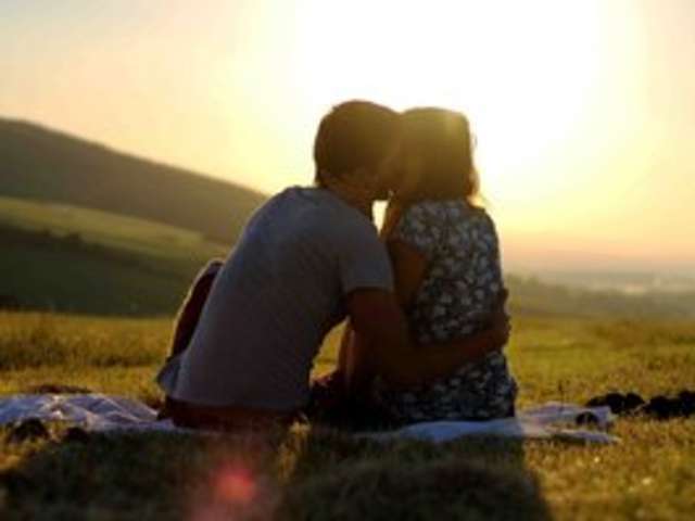 go to chat with -Couple-
