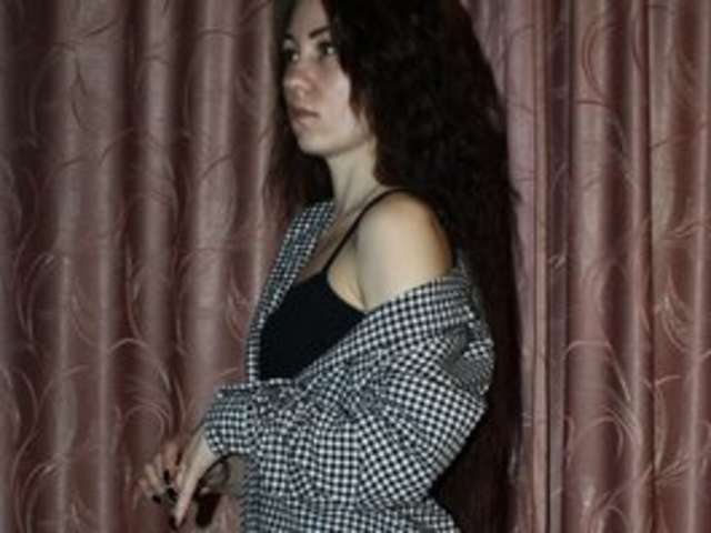 go to chat with -Feral-Berry-