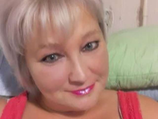 go to chat with -Lady-X-