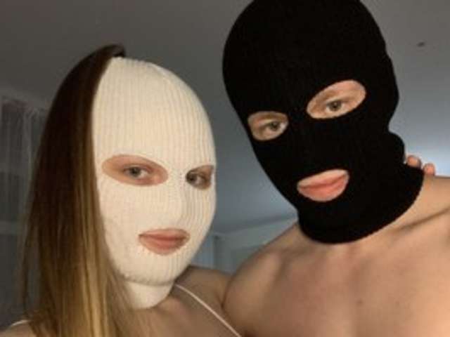 go to chat with -MrAndMiss-