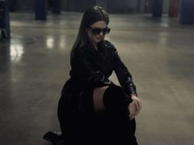 go to chat with -Tan4iik-