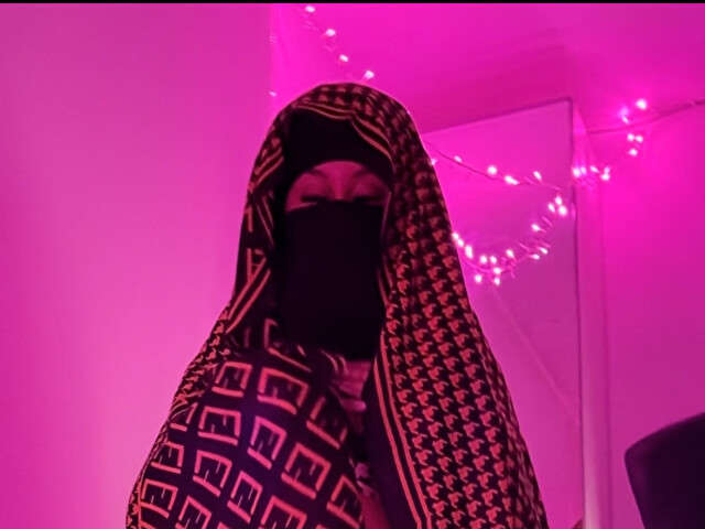 go to chat with 2Haram