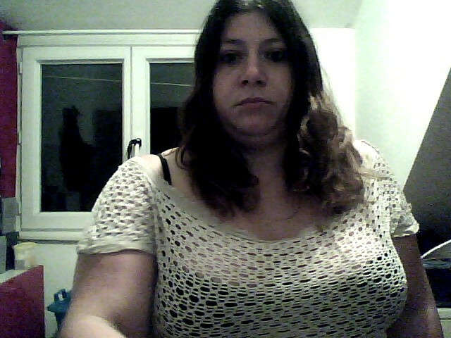 go to chat with 35jenny