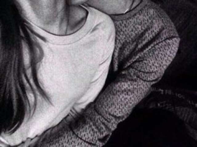 go to chat with 77Mia77