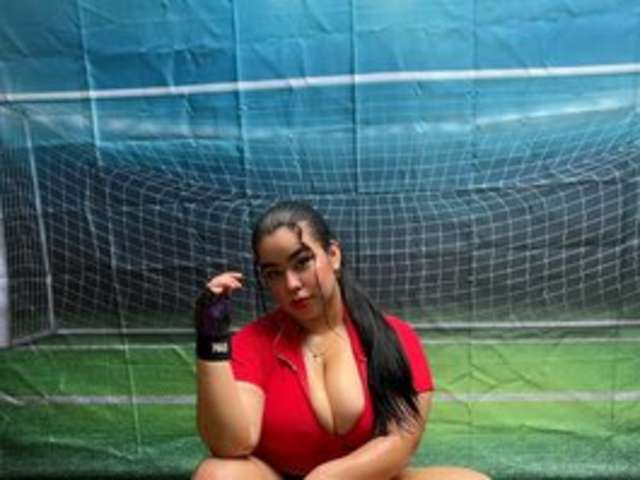 go to chat with ALEXXA-CURVY