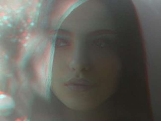 go to chat with AMoonika