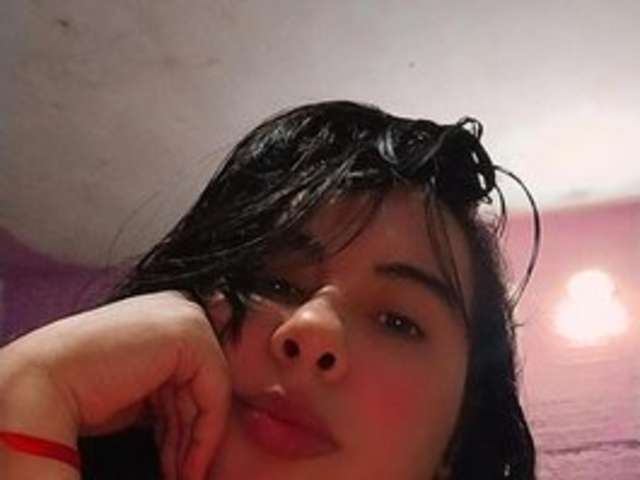 go to chat with Abrilshasha3