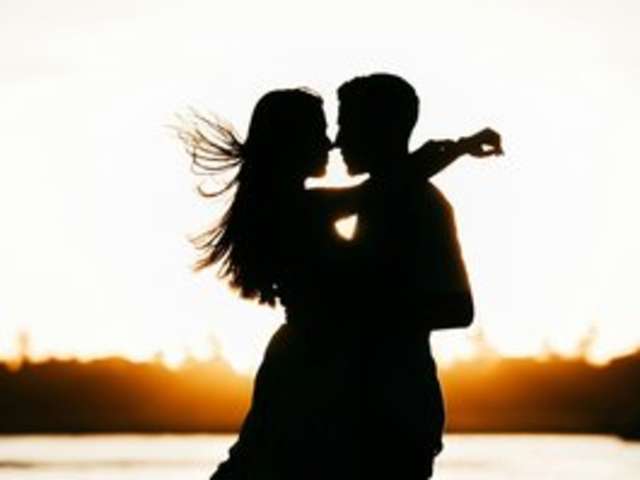 go to chat with Activoz