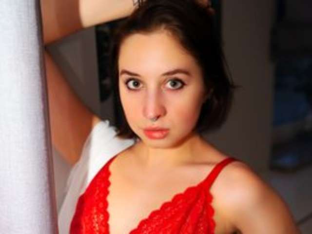 go to chat with AdalynGlow