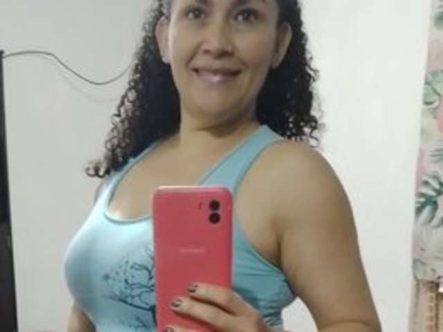 go to chat with Adelgey-Michell