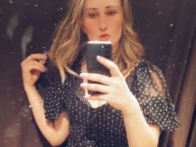 go to chat with AdelleSweet