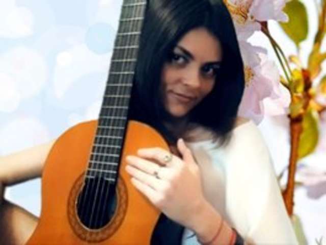 go to chat with AhataV