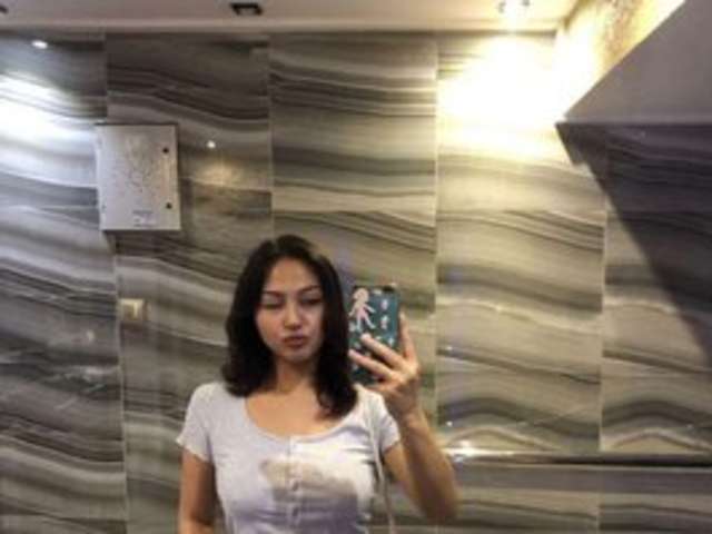 go to chat with Akinastar