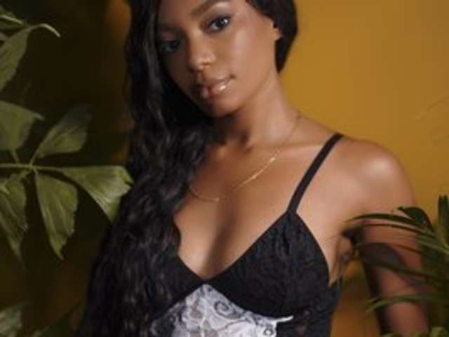 go to chat with AlainaSaint