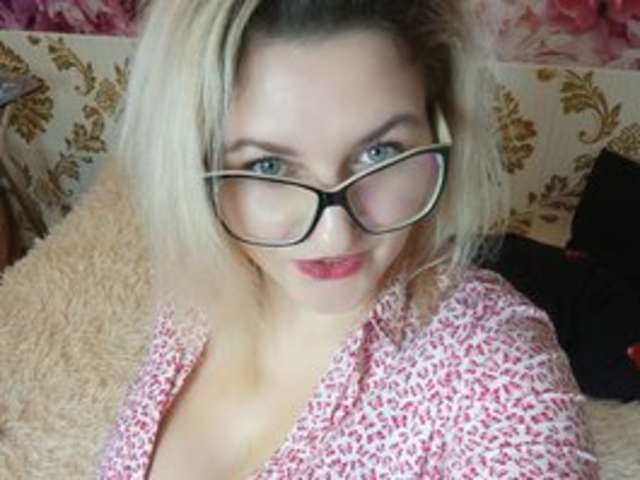 ALEXAWOWSEXY amateur webcam photo
