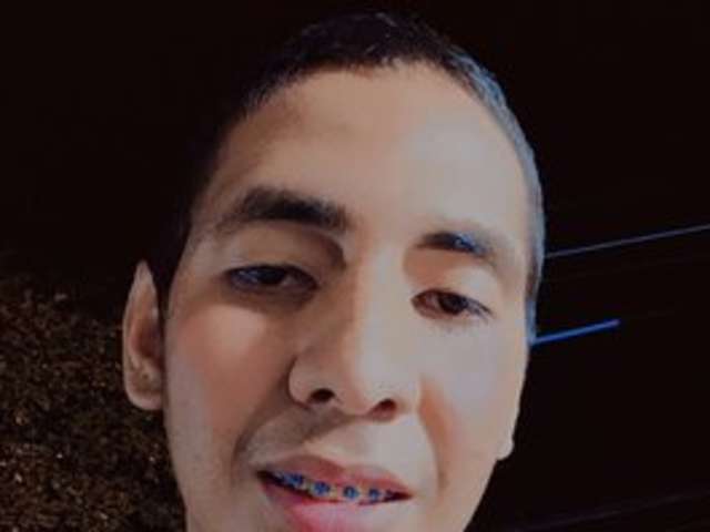 go to chat with Alexcumhot