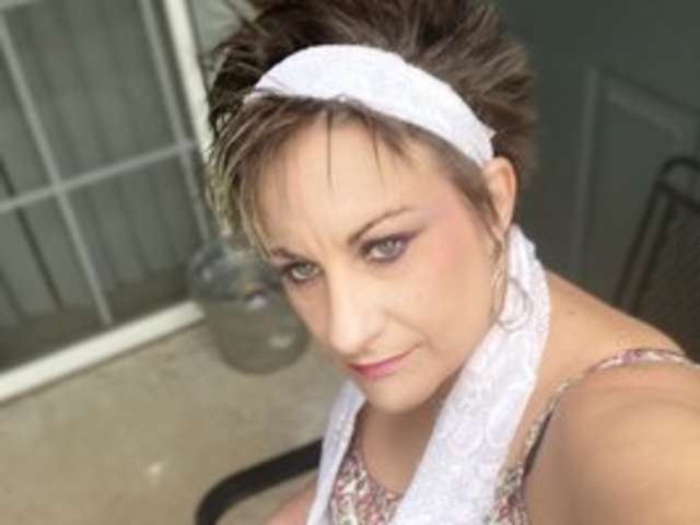go to chat with AlexisTFoxXx