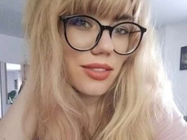 go to chat with Alexxxa35