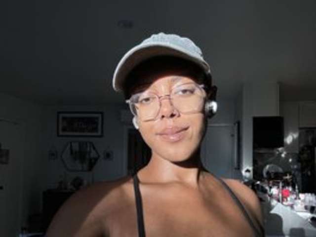 go to chat with AliaYourFav