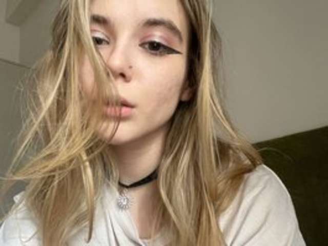 go to chat with Alice-teaseee