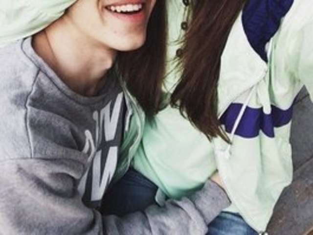 go to chat with AliceAndAlex
