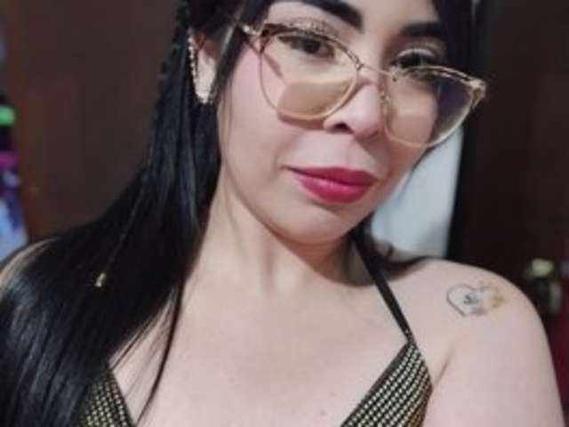 go to chat with AliceCandy25