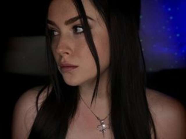 go to chat with AliceOfWonders