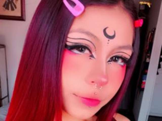 go to chat with Alicee_34