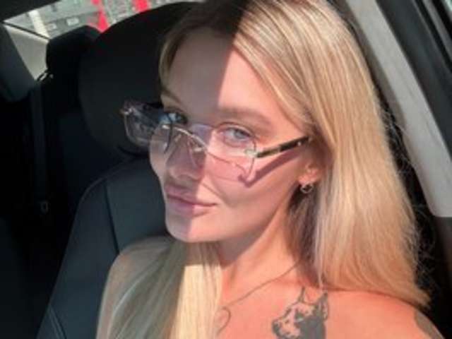 go to chat with Alicemiumur