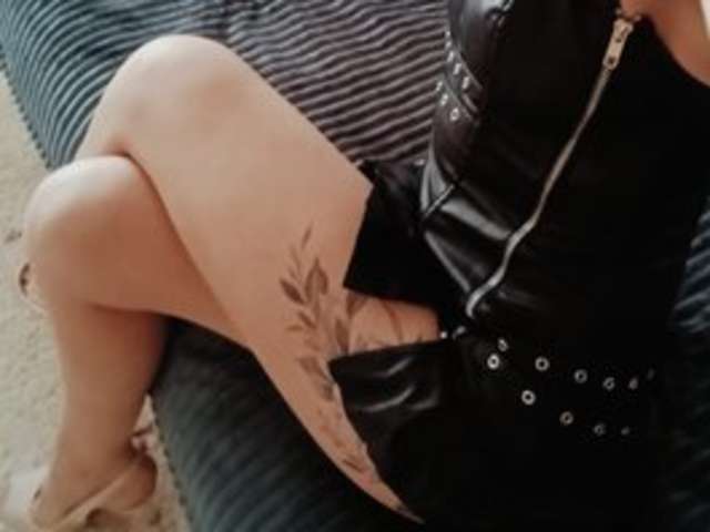 go to chat with Alina-black
