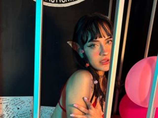 go to chat with AlinaSvetlana