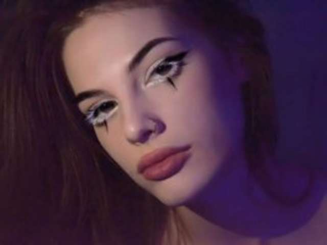 go to chat with AlisaPRIME
