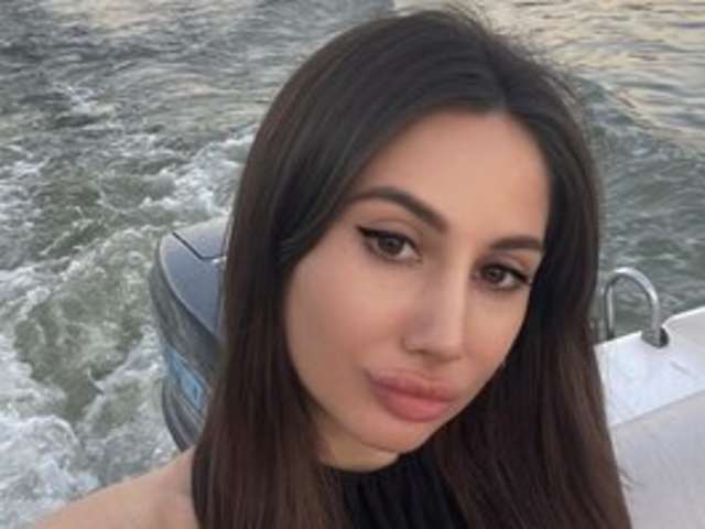 go to chat with AlisaWil