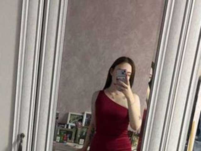 go to chat with Alisia-Kot