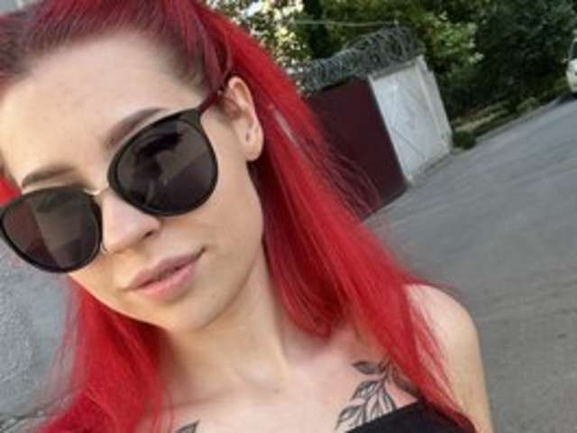 go to chat with Alismoon66