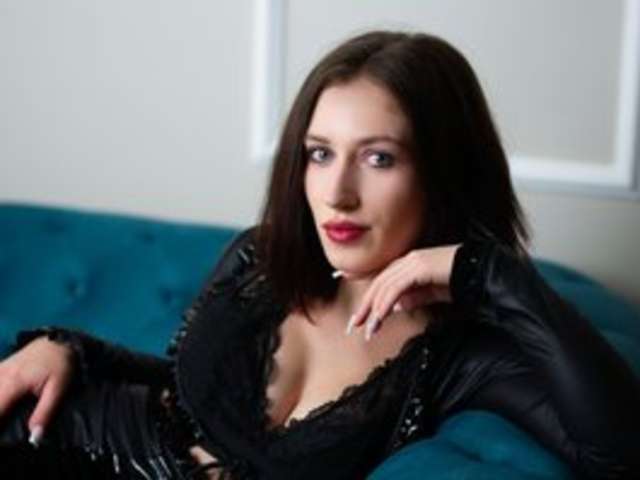 go to chat with AlissaGold