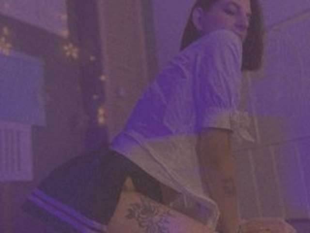 go to chat with AlisseMoon
