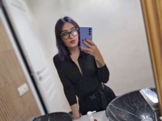 go to chat with AlleAllexy