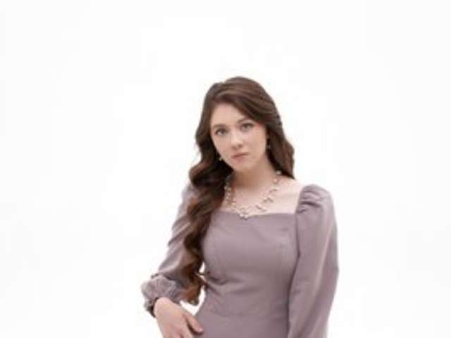 go to chat with AlluringLookk