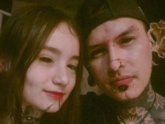 go to chat with Alucard-Carmila