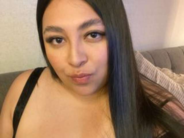 go to chat with Aly-