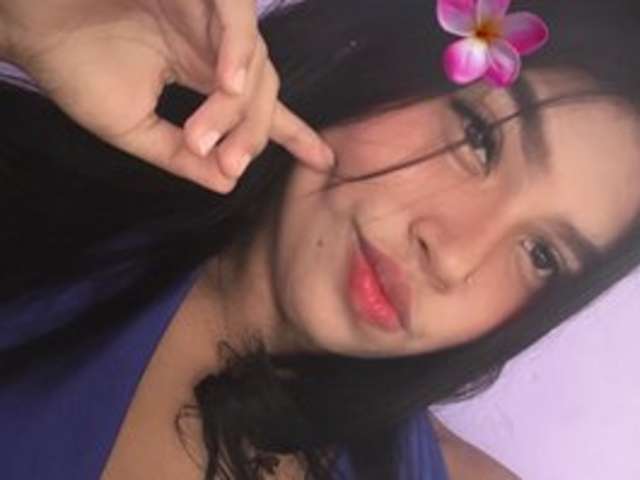 go to chat with AmaliaBaker