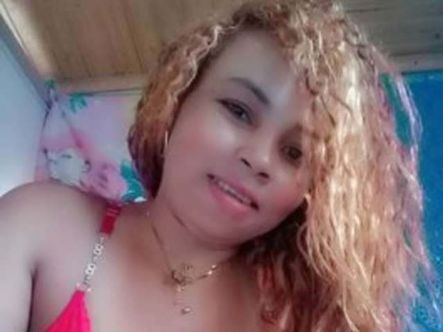 go to chat with Amanah