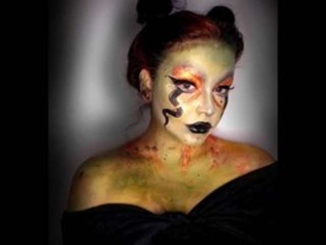 go to chat with Amara-Stone-