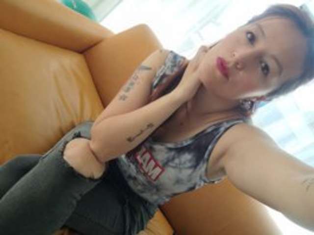 AMBERR35 amateur webcam photo