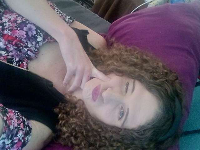 go to chat with AmeliaTfemxx