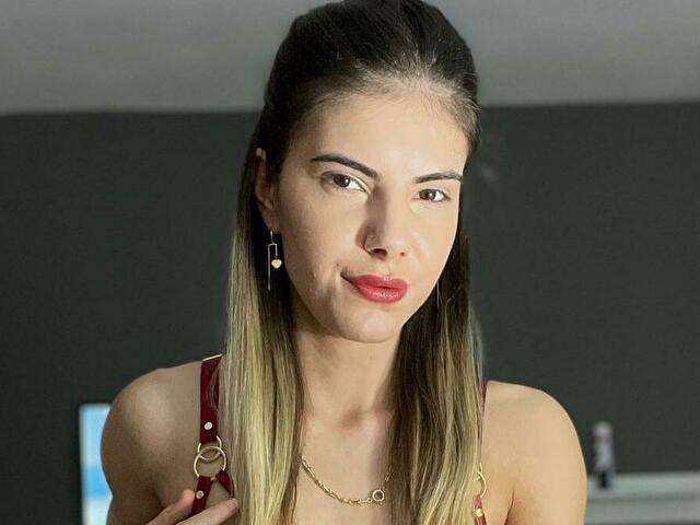 go to chat with AmellyCutee