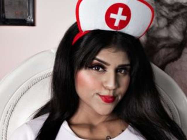 go to chat with Anabackerr