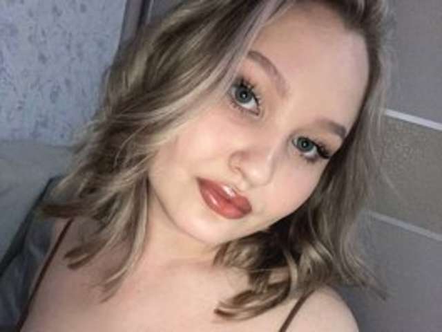 go to chat with AnalisaDimick